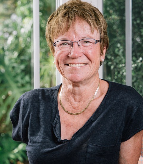 Portrait of Linda K. Olson, author of Gone
